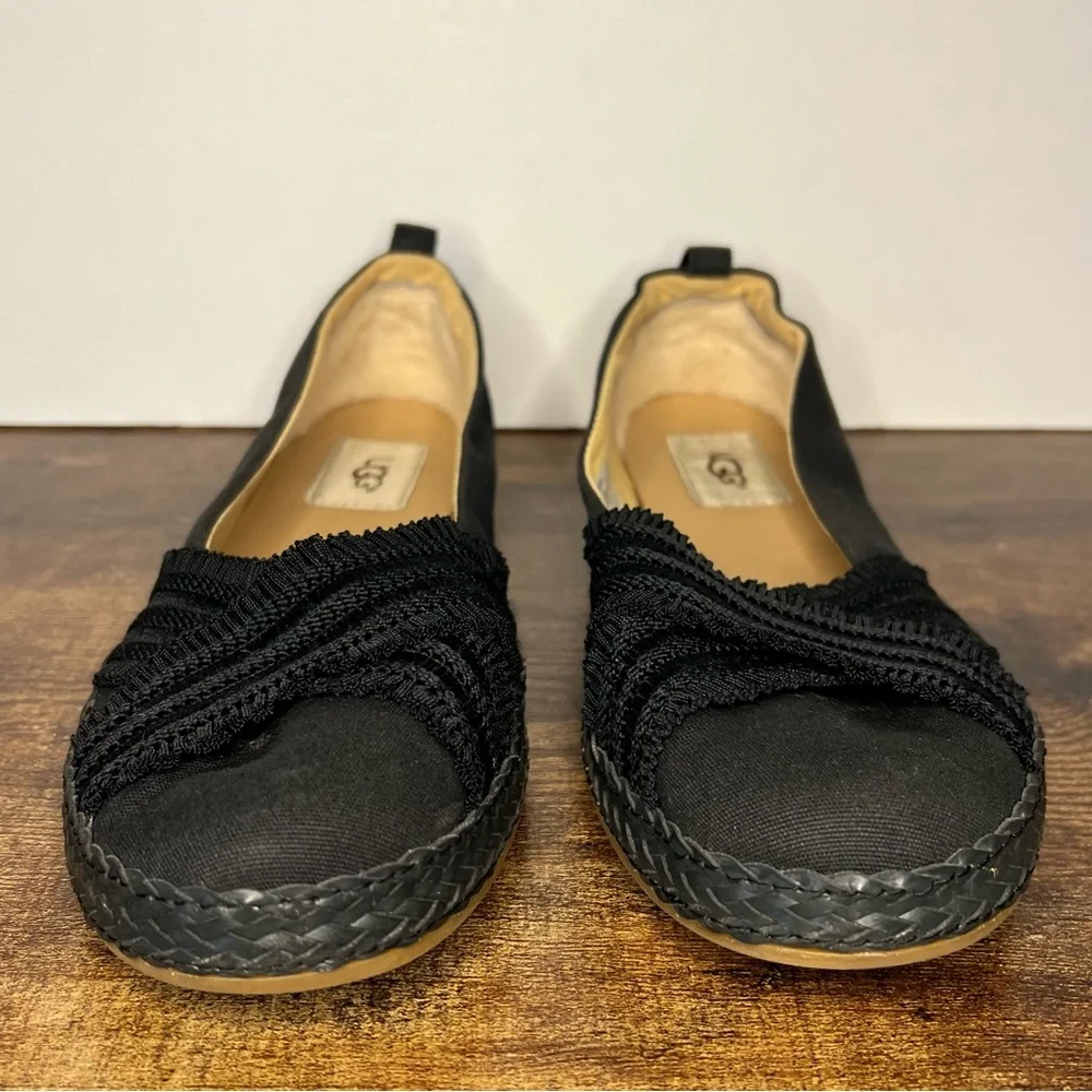 Ugg‎ Ynez Black Canvas Cross-Cross Flat Slip On Braided Sole Shoe Women's 6.5
